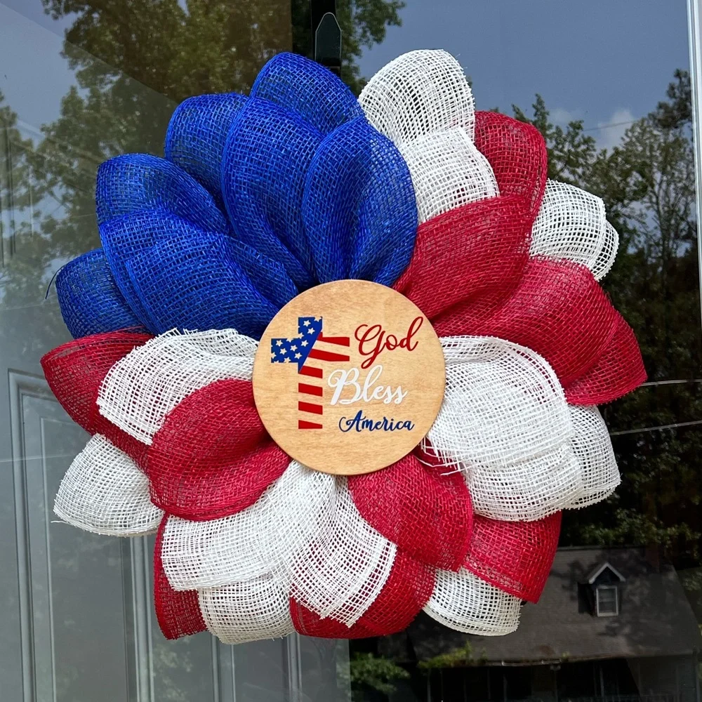 🧨 Fourth of July Patriotic Flower Petal Wreath